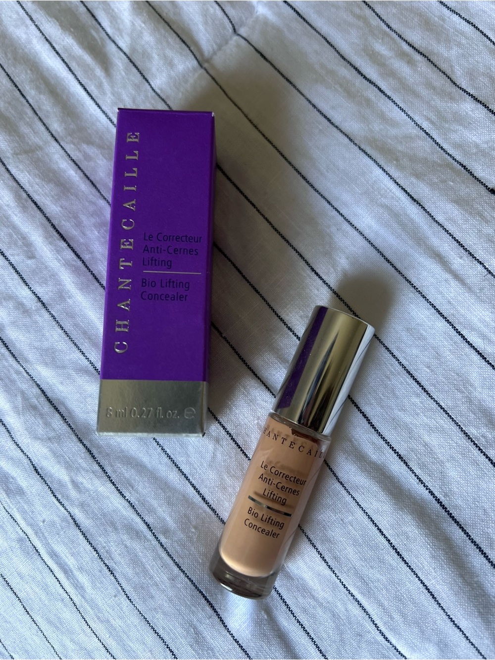 3/$100 ☀️—BNIB Chantecaille Bio Lifting Concealer - Hazel